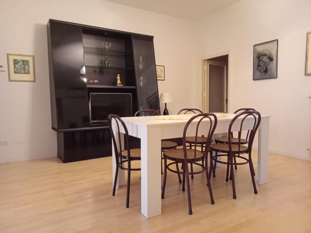 Matera Holiday House Esterno foto