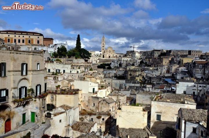 Matera Holiday House Esterno foto